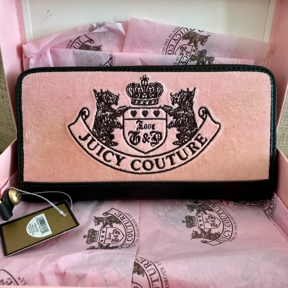 NWT Juicy Couture Pink and Brown Crest Wallet